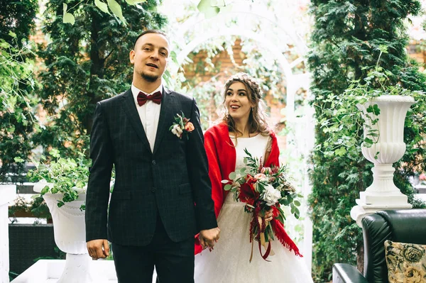 Hermosa Pareja Joven Día Boda — Foto de Stock