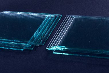 Sayfa boyutuna kesme temperli açık float cam paneller üretim fabrikası