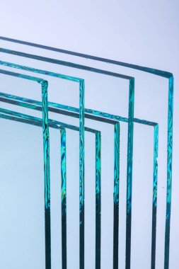 Sayfa boyutuna kesme temperli açık float cam paneller üretim fabrikası