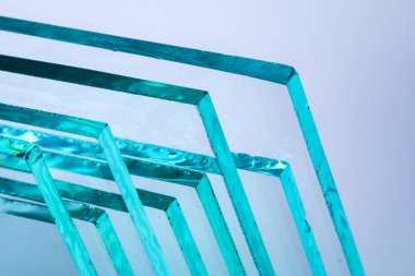 Sayfa boyutuna kesme temperli açık float cam paneller üretim fabrikası
