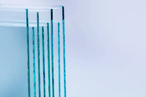 Platten aus gehärtetem klarem Floatglas, zugeschnitten auf die Größe der Fabrik — Stockfoto