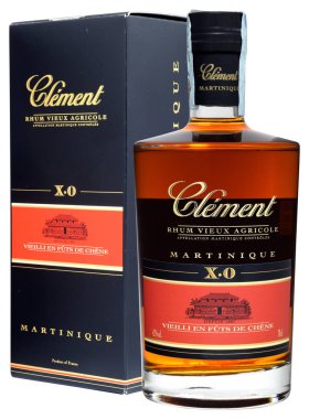 Venedik - Ağustos 2018. Şişe rom Clement Xo 70cl, %42 Vol.