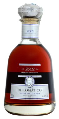 Venedik - Ağustos 2018. Şişe rom Diplomatico tek Vintage 2002 70cl, % 43 Vol.