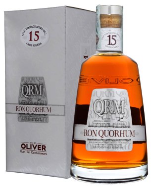 Venedik - Ağustos 2018. ROM Quorhum 15 yaşında 70cl, % 40 şişe Vol.