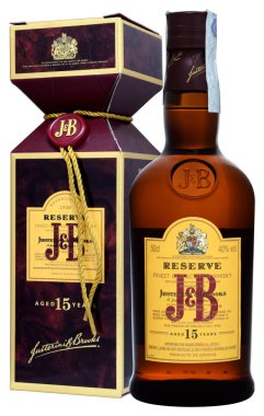 Venedik - Ağustos 2018. Şişe viskisi J ve B rezerv 15 yaşında 50cl, %40 Vol.