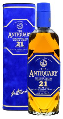 Venedik - Ağustos 2018. Şişe viski viski Antiquary 21 yaşında Superior Deluxe 70cl, % 43 Vol.
