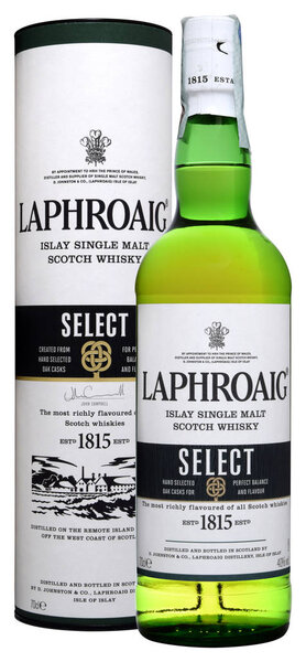 ВЕНЕЦИЯ - АВГУСТ 2018. Bottle of Scotch Whisky Laphroaig Select 70cl, 40% Vol
.