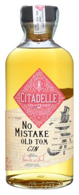 Fonte, Venedik, İtalya - Mayıs 2019. Cin Citadelle Şişe No Mistake Old Tom 50cl, 46% Vol.