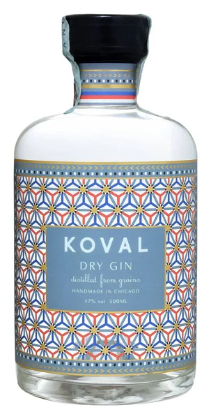 Venedik, İtalya - Ağustos 2019. Cin Koval Kuru 50cl, 47%Vol Şişe.