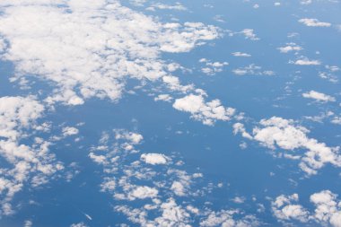 Hava okyanusları, okyanus üzerindeki bulutlar.