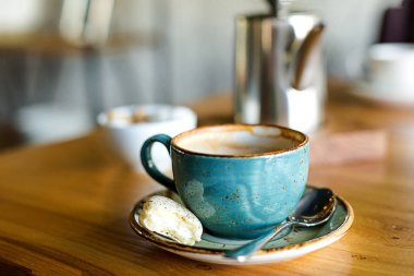 Sofra Restoran. Öğle yemeği veya kahvaltı saati.