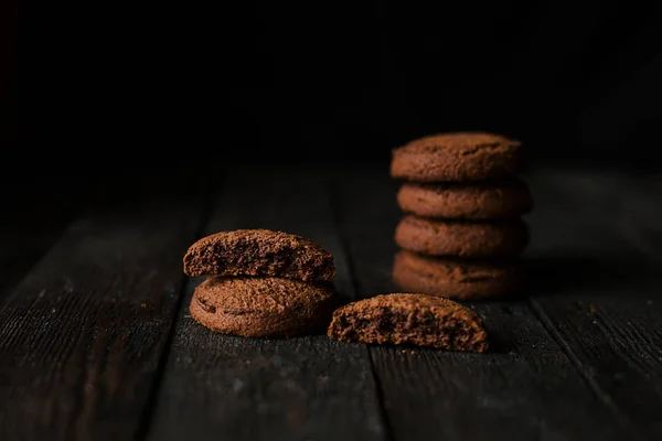 Some Oat Chocolate Biscuits Dark Wooden Background Copy Space — Stock Photo, Image