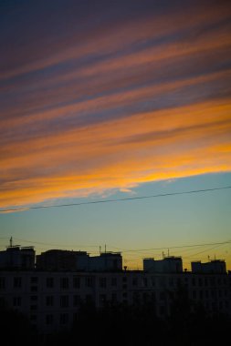 Renkli gökyüzü, akşam. Gün batımı. Arka plan