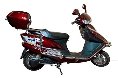 İzole kırmızı motosiklet. Scooter beyaz arka plan üzerinde.