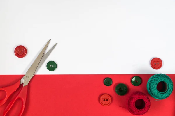 Sewing Accessories Red Green Colors Top View — Stock Photo, Image