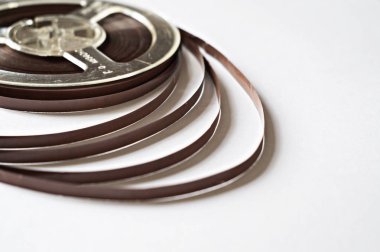 Manyetik bant kaydı oyuncu ile eski reel