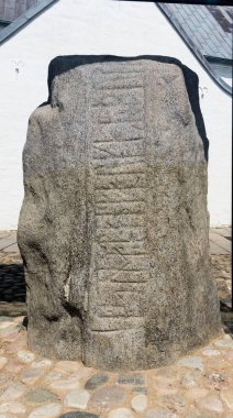 Jelling büyük oyma parlamasını, 10 yüzyıla, Jelling, Danimarka taşlar. Danimarka temeli kanıtı