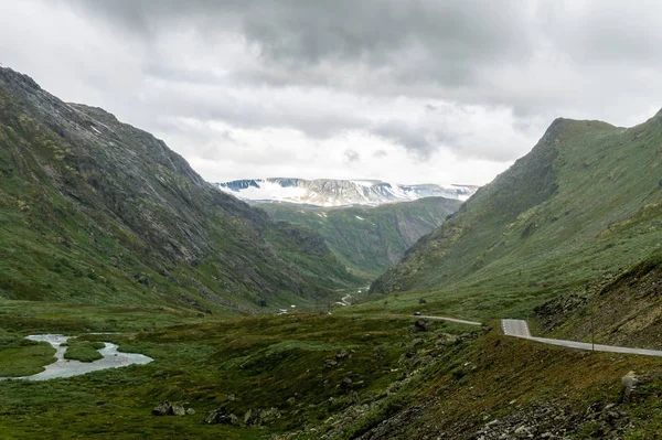Landschaft Der Nationalen Touristenroute Sognefjellet Bei Bewölktem Wetter Norwegen — Stockfoto
