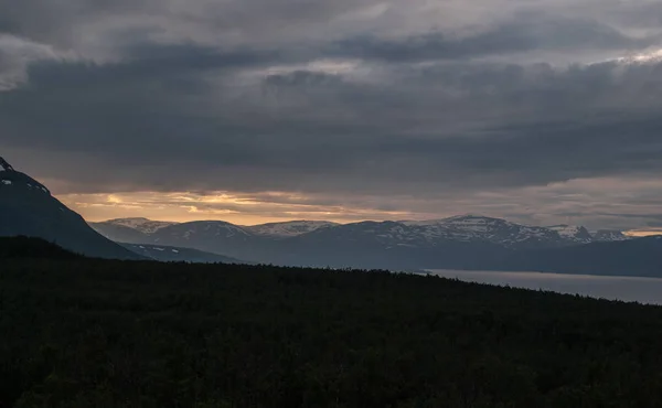 Mitternachtssonne Sommer Abisko Nationalpark Schweden — Stockfoto