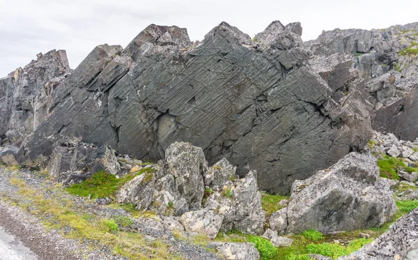 Rotsachtige Kliffen Aan Kust Van Barentsz Zee Varangerhalvoya Nationaal Park — Stockfoto