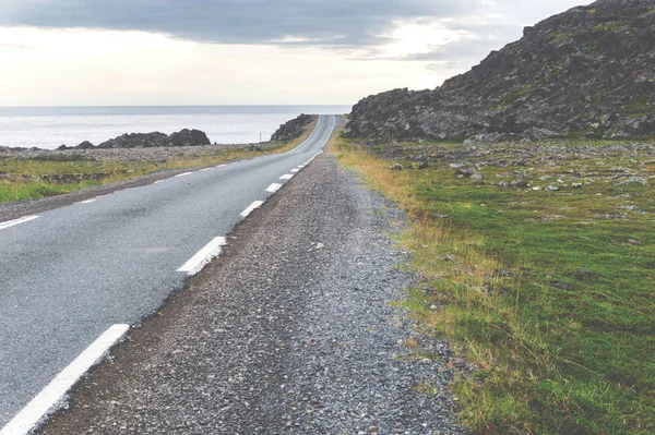 Falésias Rochosas Longo Rota Turística Nacional Varanger Costa Mar Barents — Fotografia de Stock