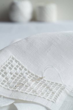 Hemstitch ile el nakış parçası