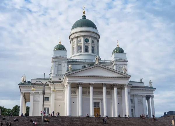 HELSINKI, FINLANDIA - 20 de agosto de 2017: Catedral de Helsinki — Foto de Stock