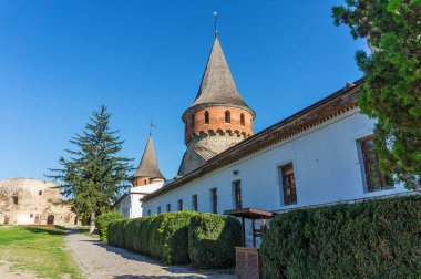 Yaz aylarında Kamianets Podilskyi Kalesi, Ukrayna