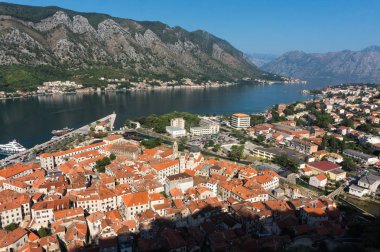 Kotor ve Kotor Körfezi, Monteneg eski şehir yukarıdan görünümü