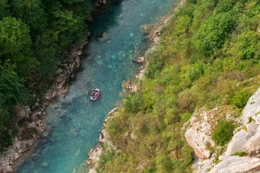 Tara nehri üzerinde rafting, Durmitor Ulusal Parkı, Karadağ