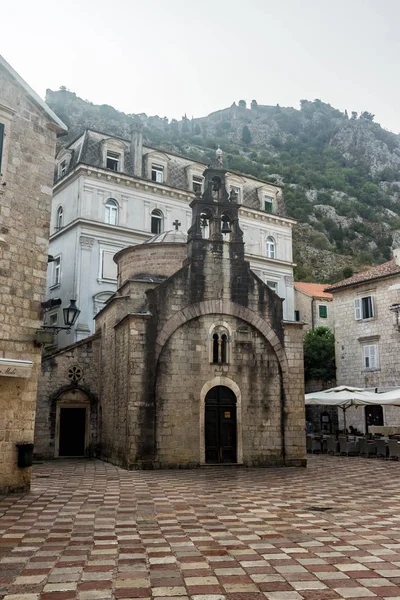 St. Luke kilisesi, ortodoks ve katolik kilisesi, Kotor, Karadağ