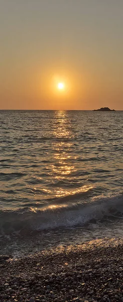 Puesta de sol escénica en el mar — Foto de Stock