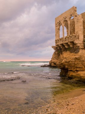 Batroun'da gün batımı, Lübnan