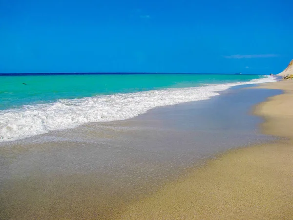 Strand Messinában, Szicília, Olaszország — Stock Fotó