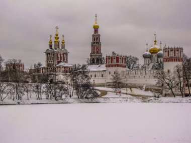 Novodevichy Manastırı (veya Yeni Bakireler Manastırı) Moskova, Rusya