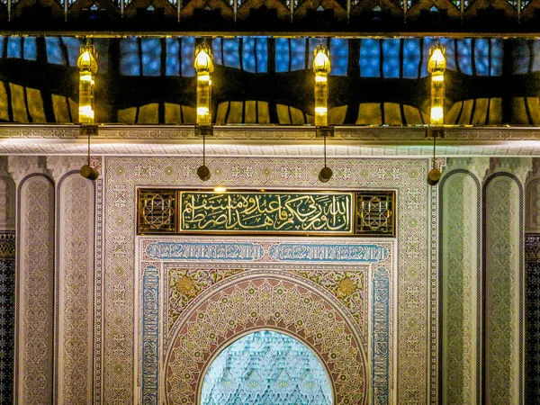 Veduta dell'interno della Moschea Nazionale della Malesia (Masjid Negara). A Kuala Lumpur, Malesia — Foto Stock