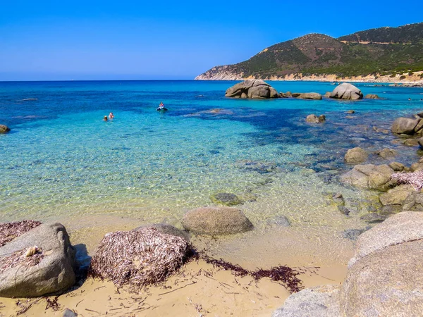 Increíble playa en Costa Rei, Cerdeña, Italia — Foto de Stock