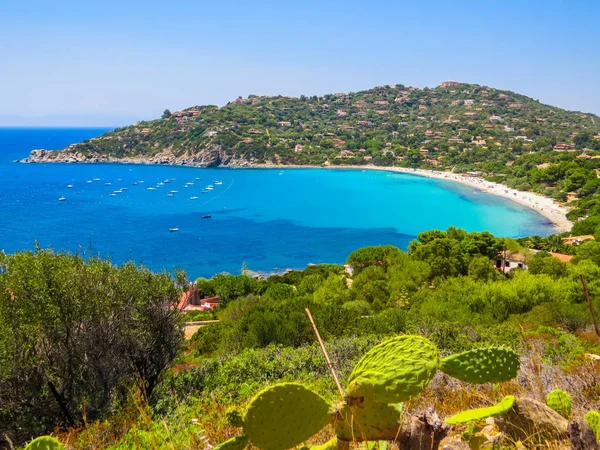 Incredibile spiaggia di Costa Rei, Sardegna, Italia — Foto Stock