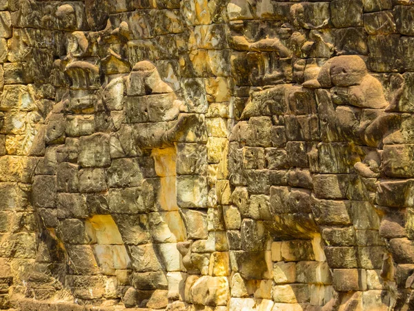 大象雕刻在吴哥窟,柬埔寨 — 图库照片