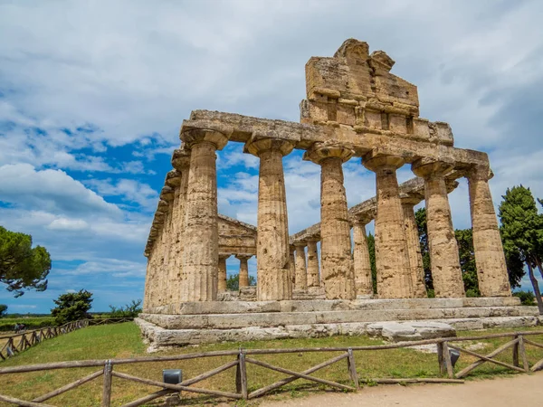 Athena templom, paestum, Olaszország — Stock Fotó