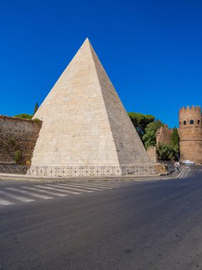 Piramit cestius, Roma, İtalya 