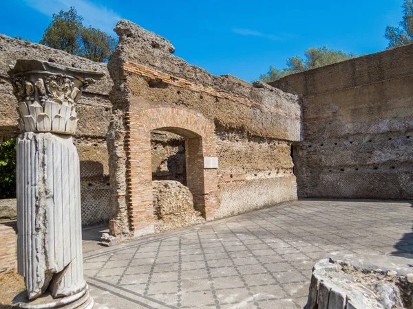 Triclinio Imperiale (Triclínio Imperial) em Villa Adriana, Tivoli — Fotografia de Stock