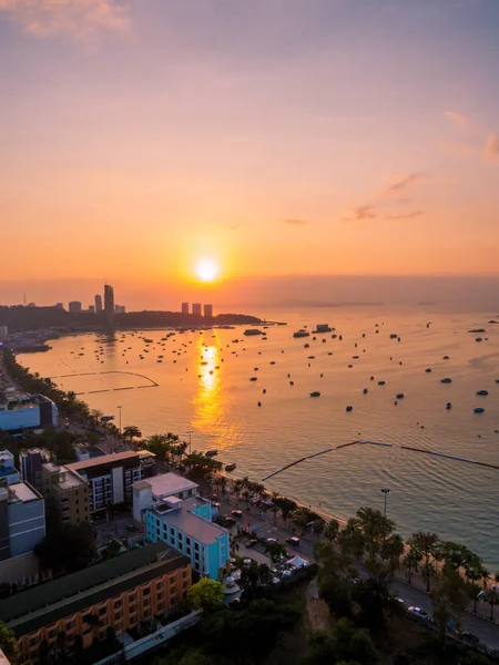 Pôr do sol incrível em Pattaya, Tailândia — Fotografia de Stock