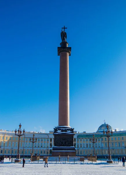 Alexander kolom, St. Petersburg, Rusland — Stockfoto