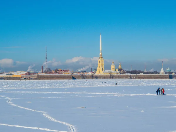 Vinter i St. Petersburg, Russland – stockfoto