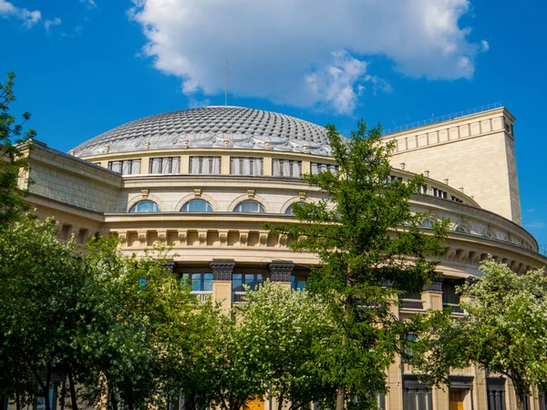 Devlet Opera ve BaleSi Akademik Tiyatrosu, Novosibirsk, Sibirya, Rusya 