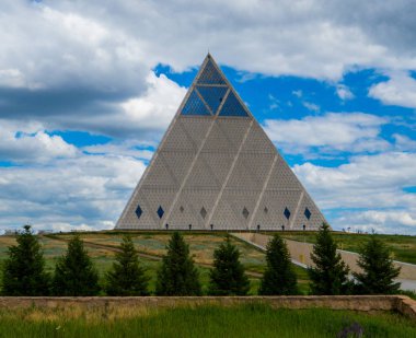 Barış ve Uzlaşma Sarayı, Cumhurbaşkanlığı Parkı, Nur-Sultan (Astana), Kazakistan