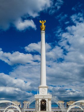Anıt Kazak Eli, Bağımsızlık Meydanı, Nur-Sultan (Astana), Kazakistan