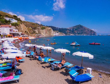 Maronti Beach, Ischia, İtalya 