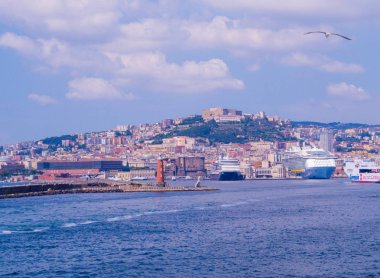 Bağlantı noktası, Napoli, İtalya 